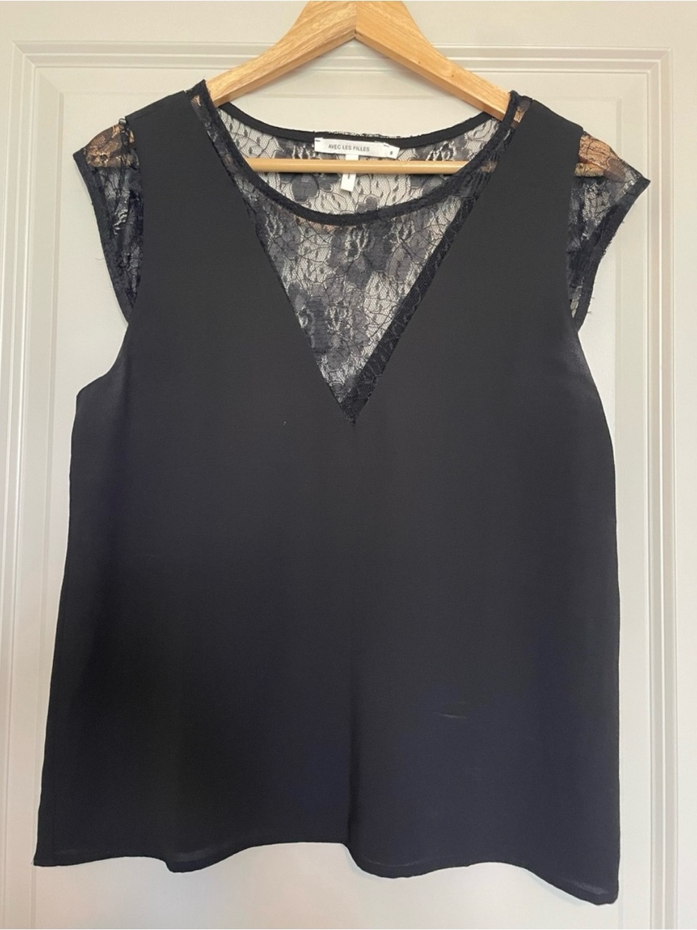 Avec Les Filles Black Lace Inset Cap Sleeve Top
